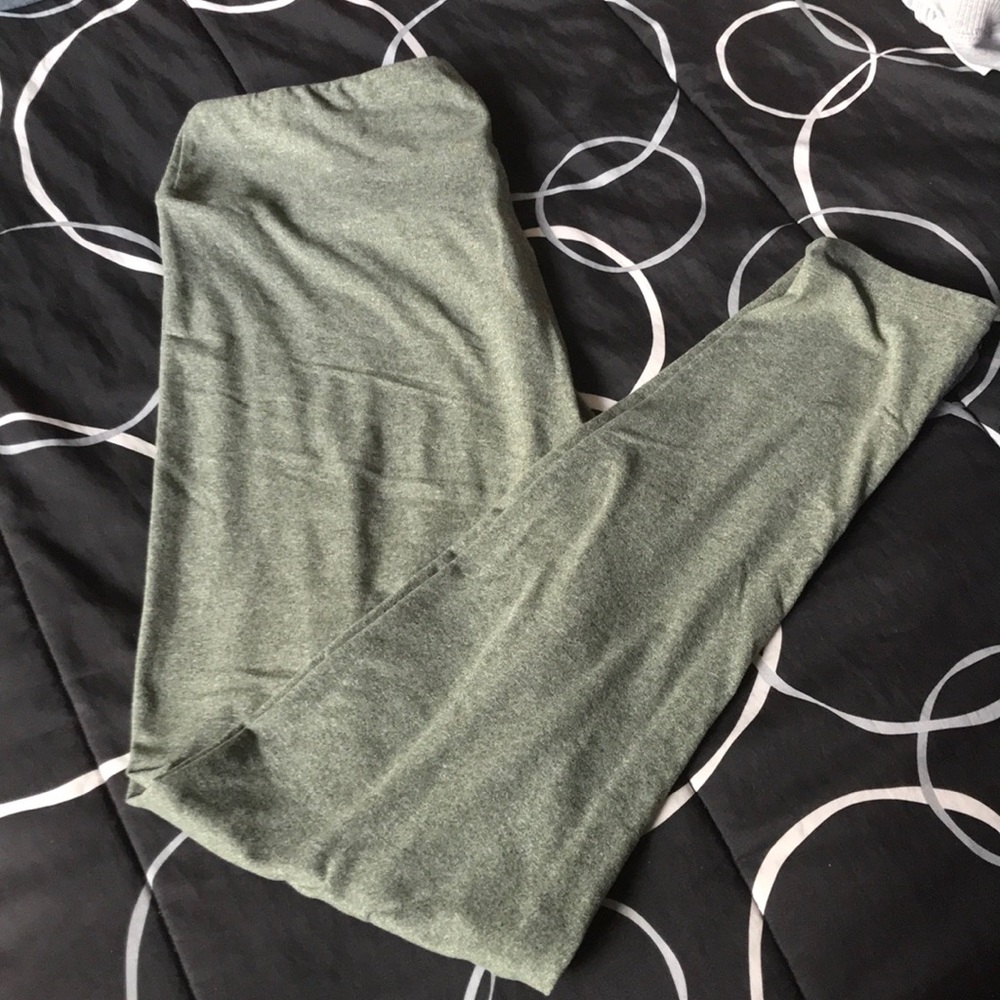 Lularoe LLR TC heathered gray-green leggings